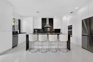 4422 NW 112th Ct, Doral, FL 33178 - Photo 13
