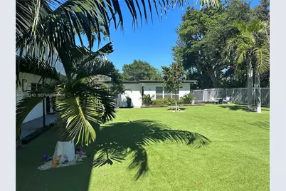 1821 Thomas St #2, Hollywood, FL 33020 - Photo 23