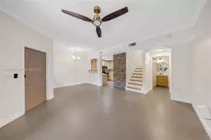 11411 NW 60th St, Doral, FL 33178 - Photo 5