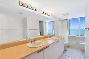 16699 Collins Ave, Sunny Isles Beach, FL 33160 - Photo 5