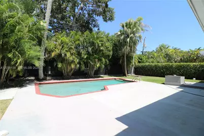 8025 SW 62nd Pl #0, Miami, FL 33143 - Photo 7