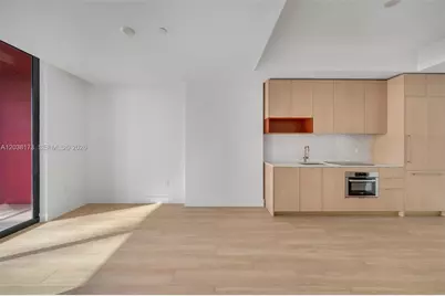 90 32 #503, Miami, FL 33131 - Photo 11