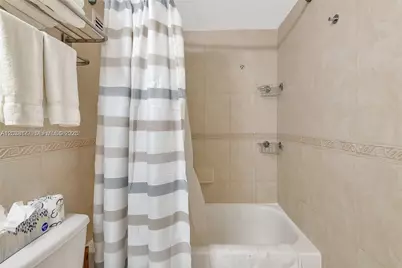 19201 Collins Ave #1001, Sunny Isles Beach, FL 33160 - Photo 5