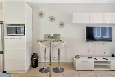 19201 Collins Ave #1001, Sunny Isles Beach, FL 33160 - Photo 17