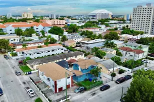 236 SW 10th Ave, Miami, FL 33130 - Photo 11