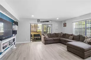 2882 Coral Springs Dr, Coral Springs, FL 33065 - Photo 23
