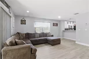 2882 Coral Springs Dr, Coral Springs, FL 33065 - Photo 21