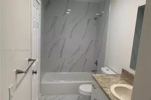 2319 W 60th St, Hialeah, FL 33016 - Photo 11