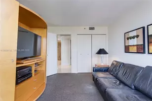 4000 Towerside Terrace, Miami, FL 33138 - Photo 23
