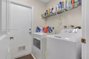 18271 SW 25th St, Miramar, FL 33029 - Photo 23