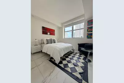 111 E Flagler St #806, Miami, FL 33131 - Photo 9