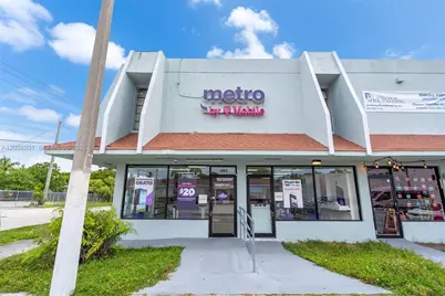1879 NW 7th St, Miami, FL 33125 - Photo 3