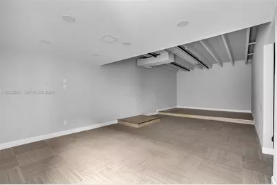 1879 NW 7th St, Miami, FL 33125 - Photo 25