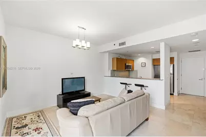 1050 Brickell Ave #2112, Miami, FL 33131 - Photo 11