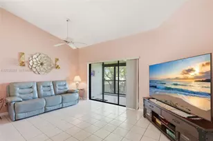 104 Freedom Ct, Deerfield Beach, FL 33442 - Photo 13