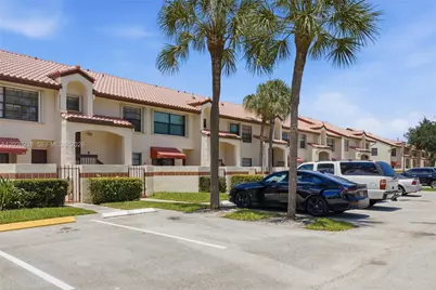 104 Freedom Ct #104, Deerfield Beach, FL 33442 - Photo 9