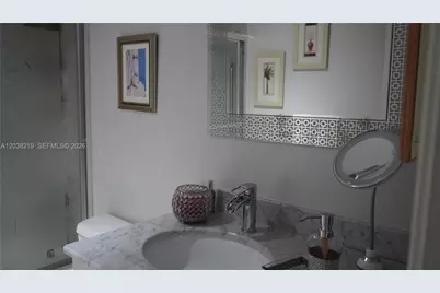 800 S Hollybrook Dr #305, Pembroke Pines, FL 33025 - Photo 21