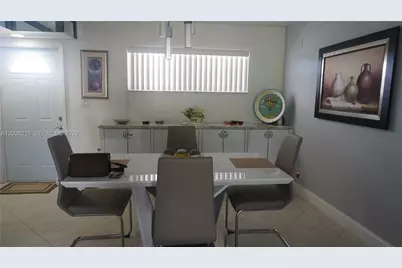 800 S Hollybrook Dr #305, Pembroke Pines, FL 33025 - Photo 11