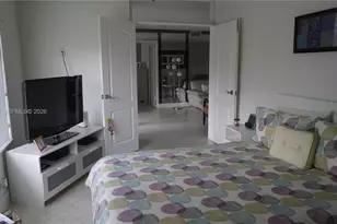 800 S Hollybrook Dr, Pembroke Pines, FL 33025 - Photo 17