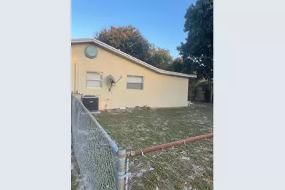 5424 NW 17th Ct #5424, Lauderhill, FL 33313 - Photo 9