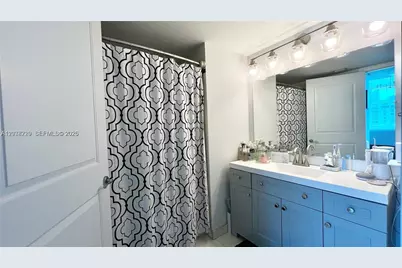 480 NE 30th St #1603, Miami, FL 33137 - Photo 31
