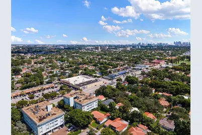 811 Capri St, Coral Gables, FL 33134 - Photo 23