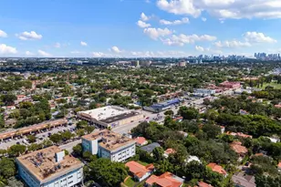 811 Capri St, Coral Gables, FL 33134 - Photo 23