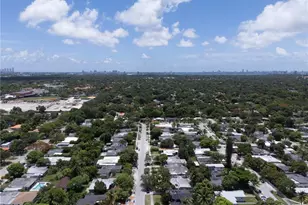 334 NW 110th St, Miami, FL 33168 - Photo 3