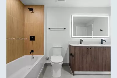 2479 NE 192nd St #308, Miami, FL 33180 - Photo 13