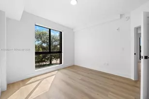 2479 NE 192 St, Miami, FL 33180 - Photo 15