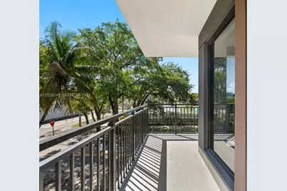 2479 NE 192nd St #308, Miami, FL 33180 - Photo 27