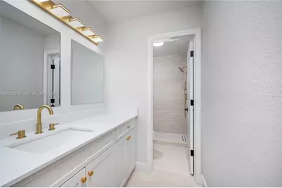 [Address not provided], Miami, FL 33187 - Photo 11