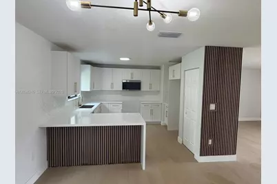 [Address not provided], Miami, FL 33187 - Photo 3