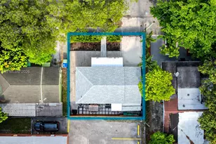 329 SW 15th Ave, Miami, FL 33135 - Photo 17