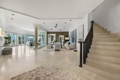6500 N Bay Rd, Miami Beach, FL 33141 - Photo 15