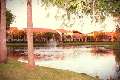 10749 Cleary Blvd #206, Plantation, FL 33324 - Photo 5