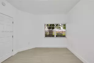 2421 NW 96th Terrace, Pembroke Pines, FL 33024 - Photo 25