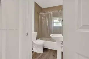 26620 SW 138th Ct, Homestead, FL 33032 - Photo 9