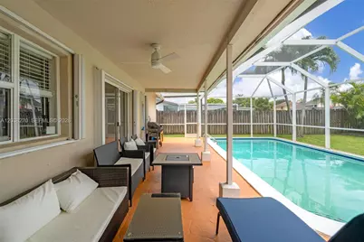 9624 NW 19th Pl, Sunrise, FL 33322 - Photo 23