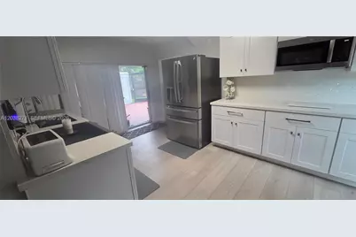 7907 NW 73rd Ave, Tamarac, FL 33321 - Photo 5
