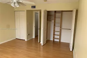 2961 NE 185th St, Aventura, FL 33180 - Photo 7