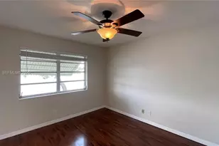 531 W Kalmia Dr, Lake Park, FL 33403 - Photo 13