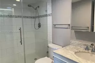 531 W Kalmia Dr, Lake Park, FL 33403 - Photo 17