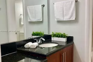 482 NW 165th St Rd, Miami, FL 33169 - Photo 21