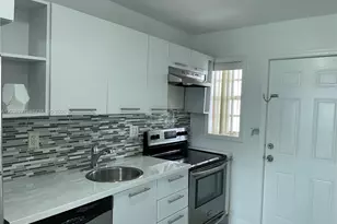 1450 NE 170th St, North Miami Beach, FL 33162 - Photo 13