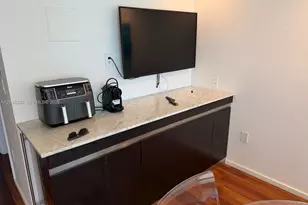 1601 West Ave, Miami Beach, FL 33139 - Photo 11