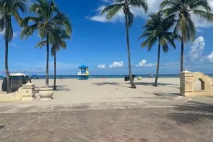 320 S Surf Rd, Hollywood, FL 33019 - Photo 19