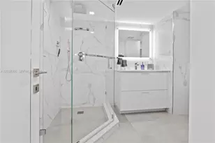 7135 Collins Ave, Miami Beach, FL 33141 - Photo 25
