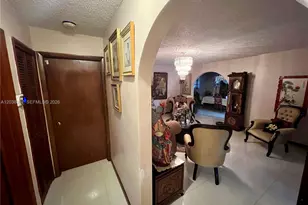 9601 SW 66th St, Miami, FL 33173 - Photo 31