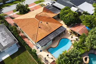 9601 SW 66th St, Miami, FL 33173 - Photo 3